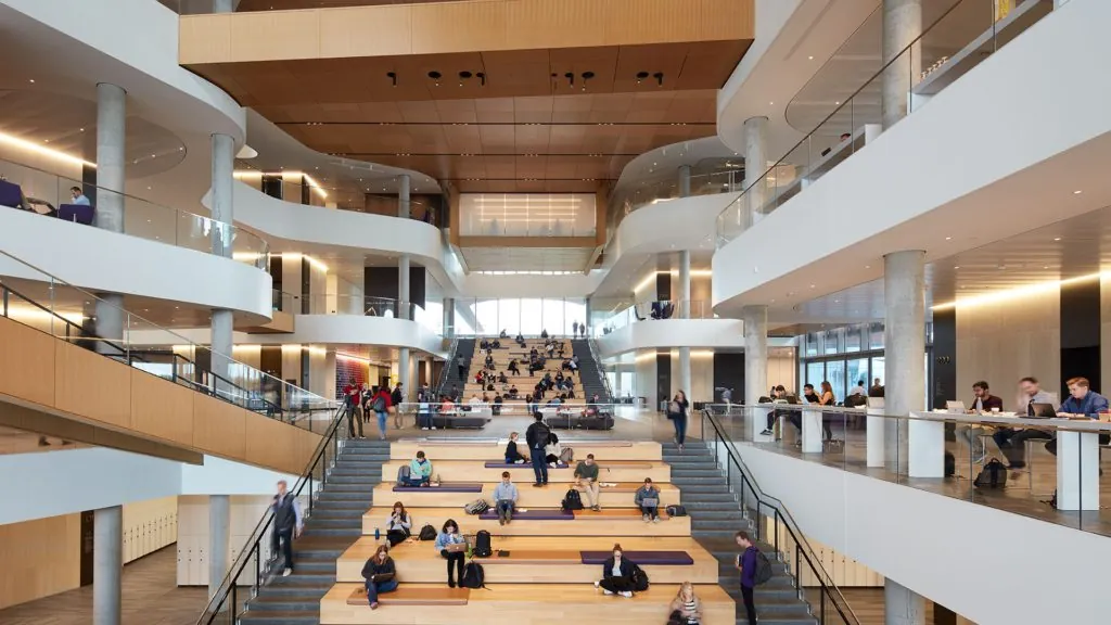 Poets&Quant’s 2024-2025 MBA Ranking: For The First Time Ever, Kellogg Takes First