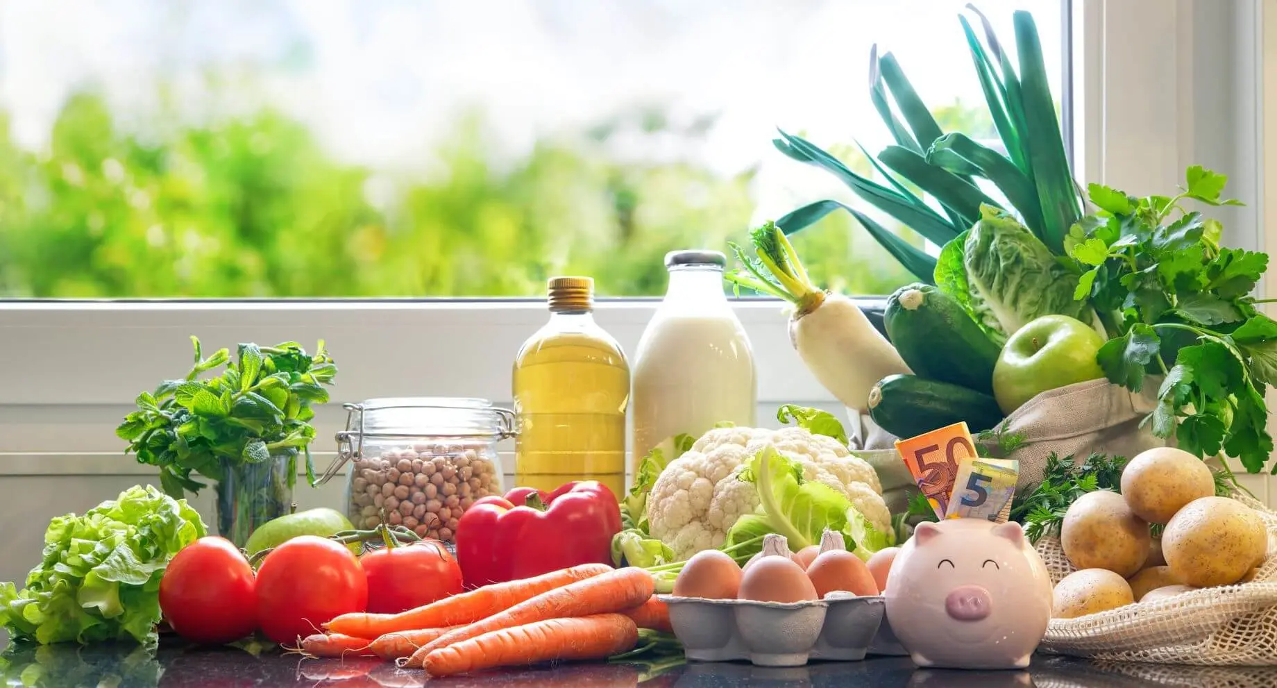How to Save Money on Groceries and Cut Your Family’s Expenses by $1,000 a Month
